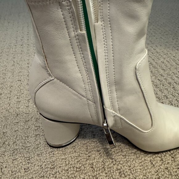 NEVER WORN Franco Sarto Pisa Mid Heel Bootie 8.5M - Picture 7 of 10